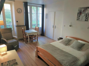 Joli studio calme parking proche thermes et centre Aix-Les-Bains